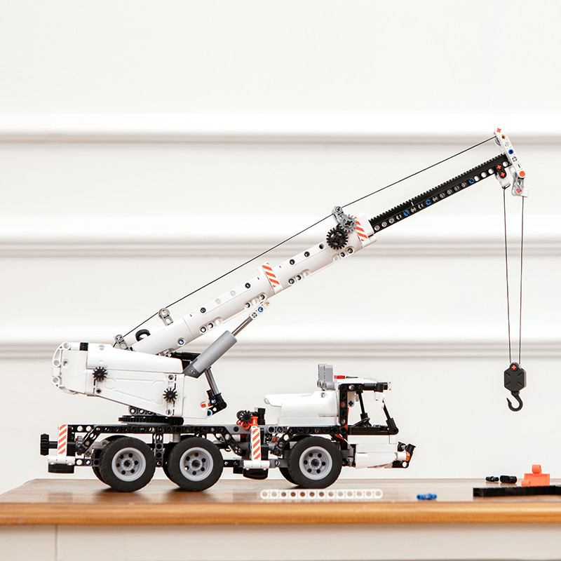 700余款零件真實還原 169元<span  style='background-color:Yellow;'>米兔</span>工程吊車發布