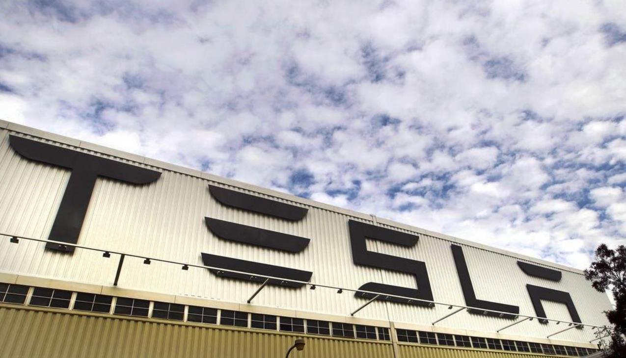 特斯拉入駐<span  style='background-color:Yellow;'>天貓</span> 開設首家官方旗艦店