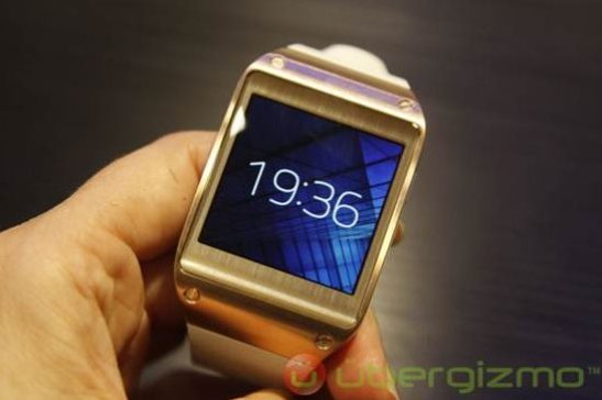 三星Galaxy Gear<span  style='background-color:Yellow;'>智能手表</span>也打機海戰術