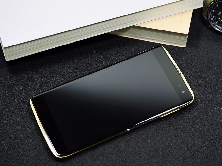 秒付/快拍/清內(nèi)存一鍵即達(dá) <span  style='background-color:Yellow;'>TCL</span> 950“悅鍵”體驗(yàn)