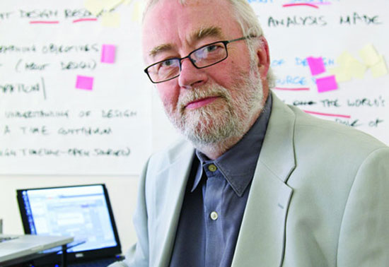 交互設計之父、第一臺<span  style='background-color:Yellow;'>筆記本</span>電腦設計者離世