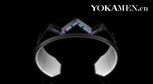 飾品也玩<span  style='background-color:Yellow;'>科技</span>化 項鏈手表內藏玄機 