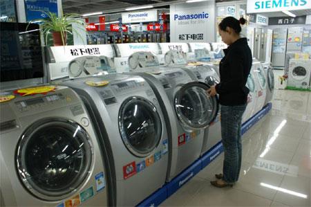 <span  style='background-color:Yellow;'>洗衣機</span>炸傷6歲男童 這類衣服千萬不能機洗