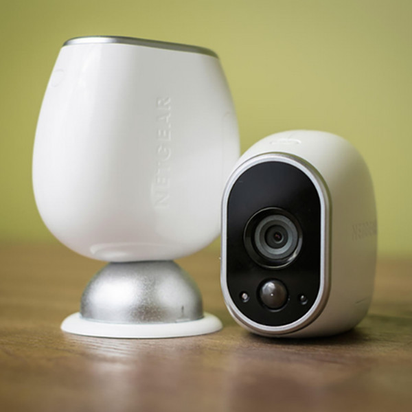 無線、<span  style='background-color:Yellow;'>防水</span>的全天候管家 NETGEAR Arlo攝像頭實物圖賞