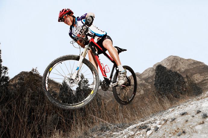 UCC自行車發布官方軟件放肆騎及配套<span  style='background-color:Yellow;'>智能硬件</span>